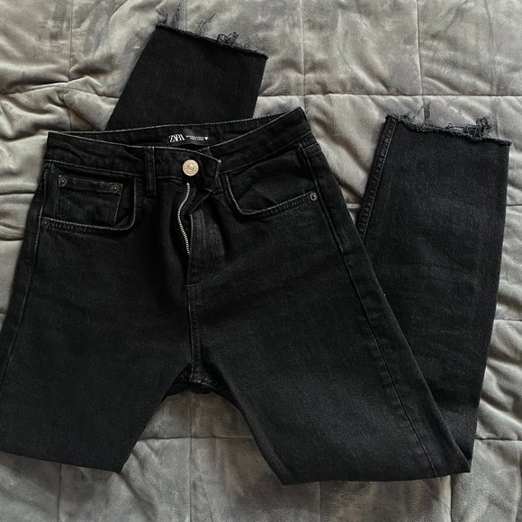 Zara Black Straight leg Jeans - Picture 2 of 3